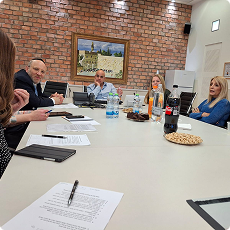 Chaim V_Chessed meets with Ehud Baba, Menahel Meches Ben Gurion Airport